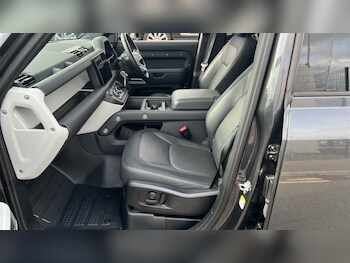 Used Land Rover Defender 2024 for sale - 76037846: Photo 3