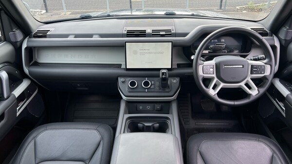 Used Land Rover Defender 2024 for sale - 76037846: Photo 9