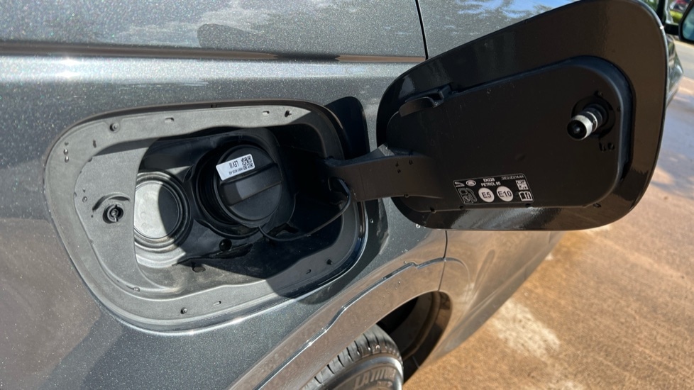 Used Land Rover Discovery Sport 2024 for sale - 76501472: Photo 38