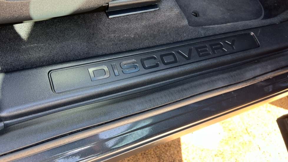 Used Land Rover Discovery Sport 2024 for sale - 76501472: Photo 53
