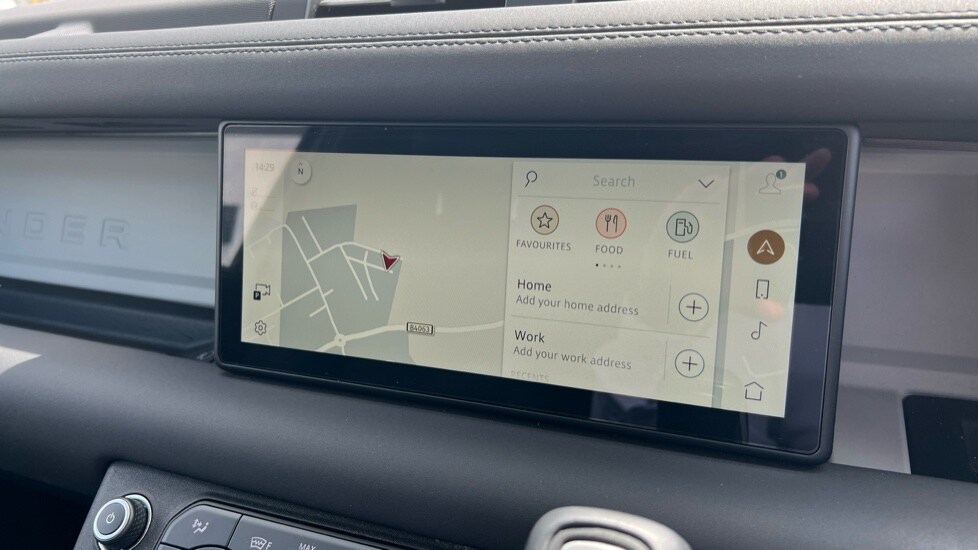 Used Land Rover Defender 2023 for sale - 76487470: Photo 11