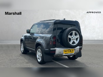 Used Land Rover Defender 2023 for sale - 76487470: Photo
