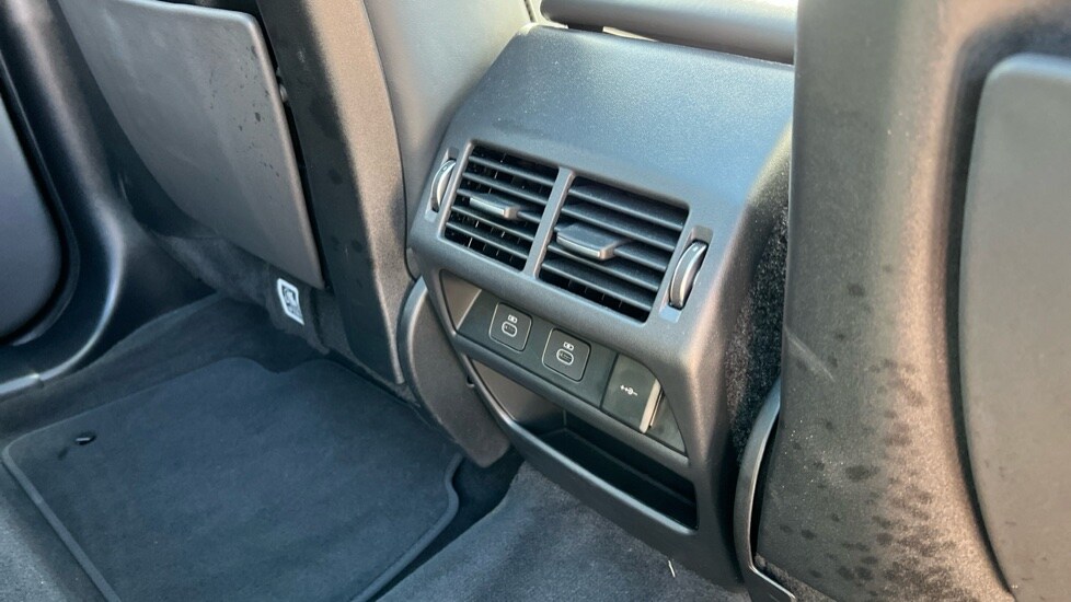 Used Land Rover Discovery Sport 2024 for sale - 76203905: Photo 18