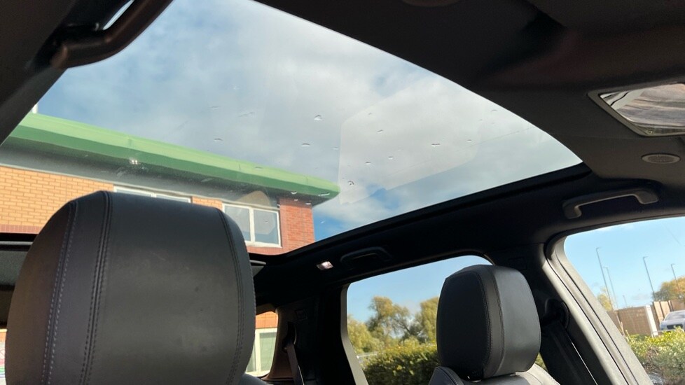 Used Land Rover Discovery Sport 2024 for sale - 76203905: Photo 21