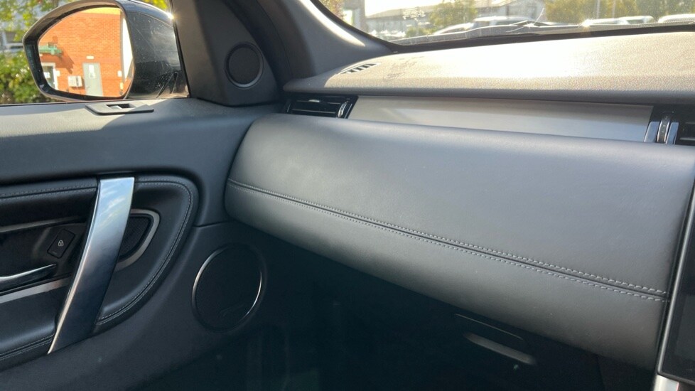 Used Land Rover Discovery Sport 2024 for sale - 76203905: Photo 24