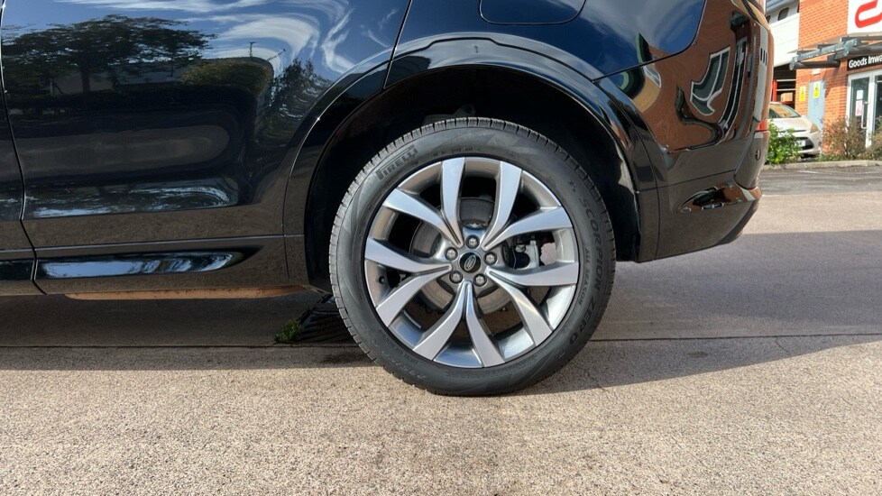 Used Land Rover Discovery Sport 2024 for sale - 76203905: Photo 33