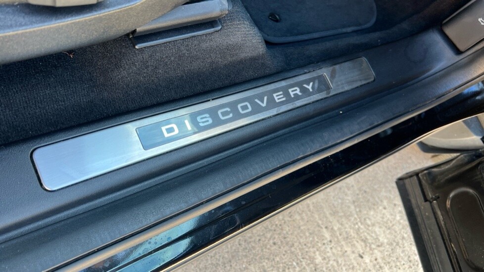 Used Land Rover Discovery Sport 2024 for sale - 76203905: Photo 59