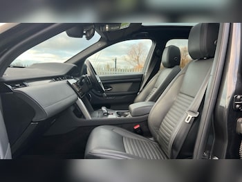 Used Land Rover Discovery Sport 2024 for sale - 76745208: Photo