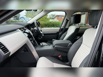 Used Land Rover Discovery 2025 for sale - 75710226: Photo