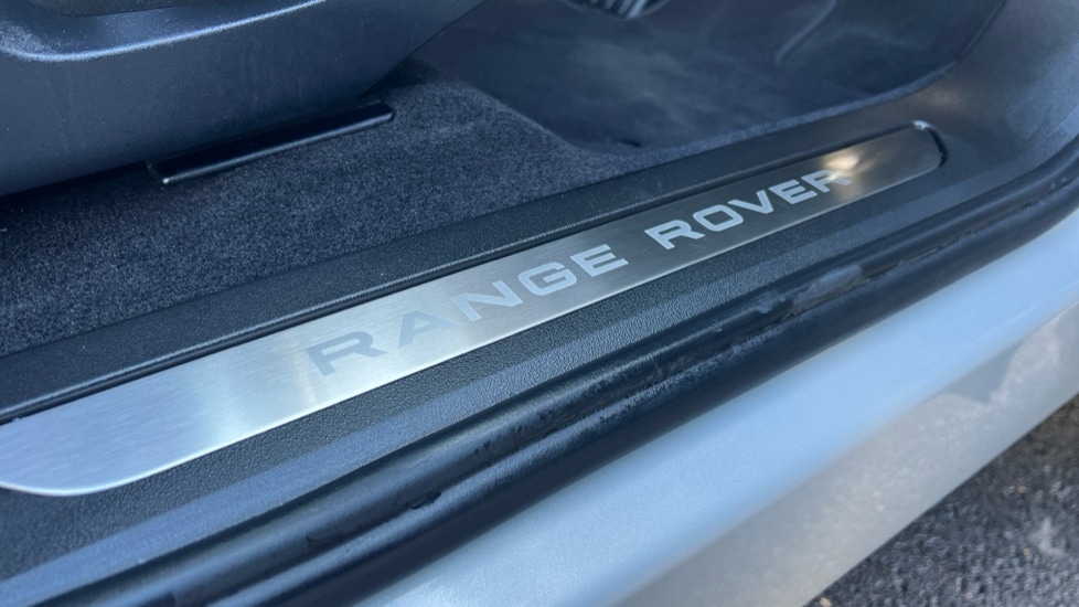 Used Land Rover Range Rover Evoque 2025 for sale - 77021855: Photo 34