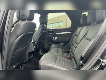 Used Land Rover Discovery 2025 for sale - 76372753: Photo