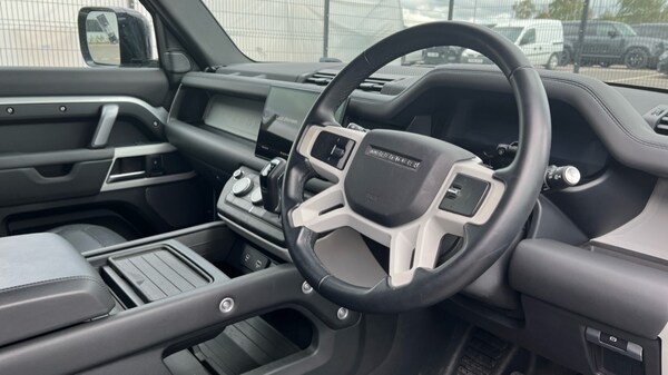 Used Land Rover Defender 2023 for sale - 75112275: Photo 26