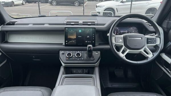 Used Land Rover Defender 2023 for sale - 75112275: Photo 9