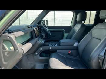 Used Land Rover Defender 2023 for sale - 74517899: Photo