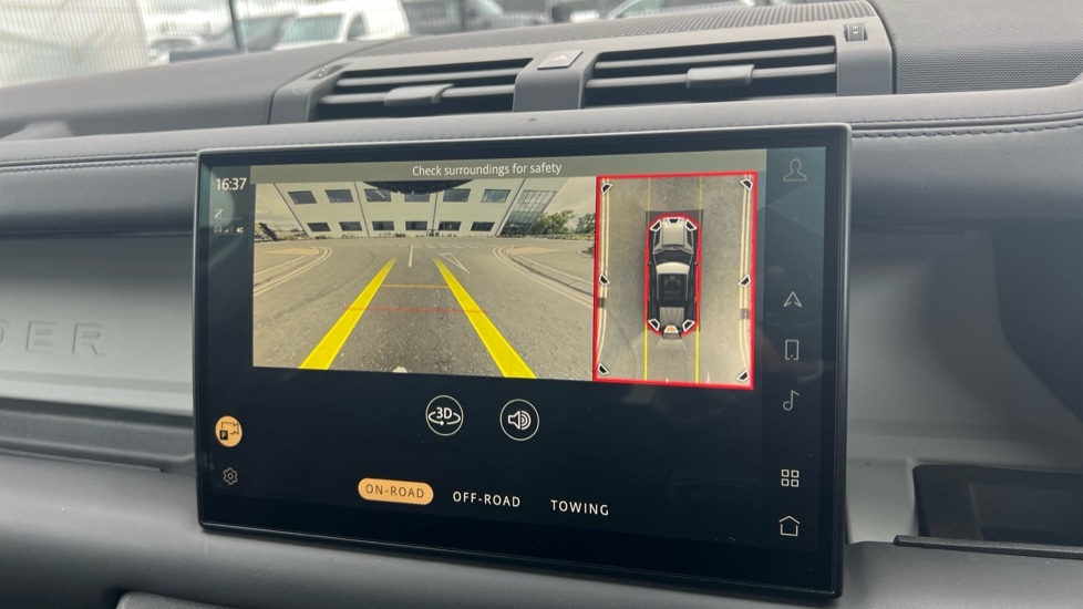 Used Land Rover Defender 2023 for sale - 76552425: Photo 12