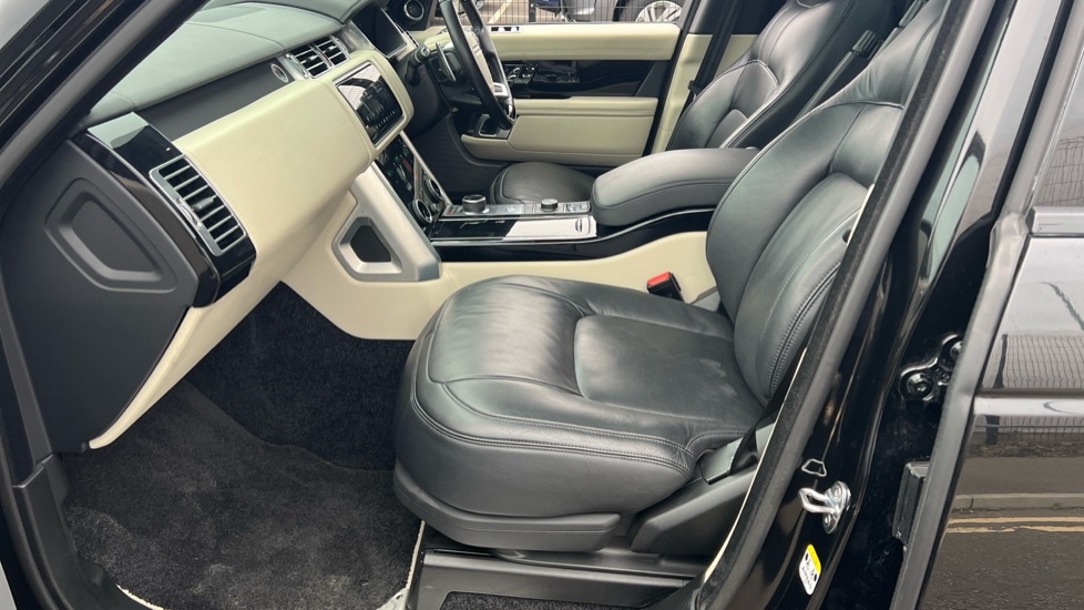 Used Land Rover Range Rover 2020 for sale - 76948331: Photo 3