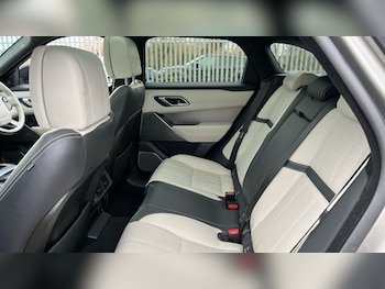 Used Land Rover Range Rover Velar 2018 for sale - 76894654: Photo
