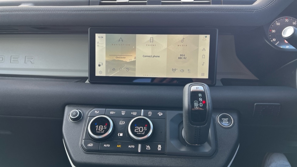 Used Land Rover Defender 2023 for sale - 76442105: Photo 14