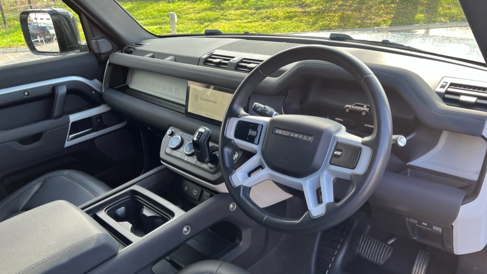 Used Land Rover Defender 2023 for sale - 76442105: Photo 28