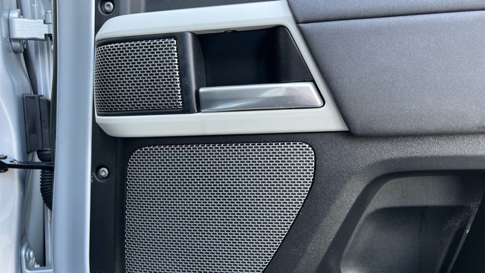 Used Land Rover Defender 2023 for sale - 76442105: Photo 35