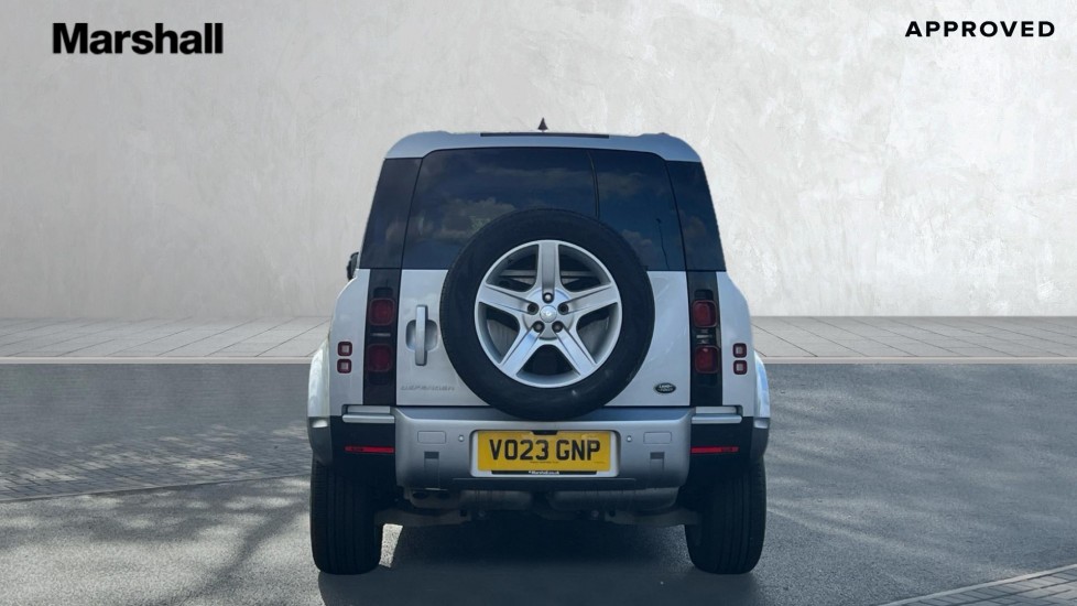 Used Land Rover Defender 2023 for sale - 76442105: Photo 6