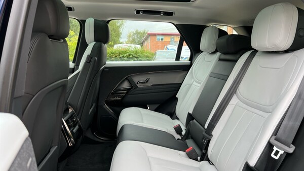 Used Land Rover Range Rover Sport 2022 for sale - 76229248: Photo 4