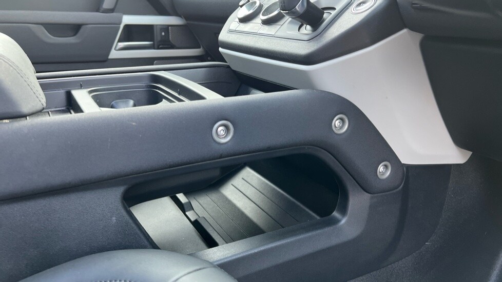 Used Land Rover Defender 2023 for sale - 76552458: Photo 36