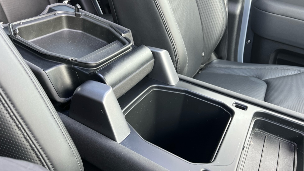 Used Land Rover Defender 2023 for sale - 76552458: Photo 42