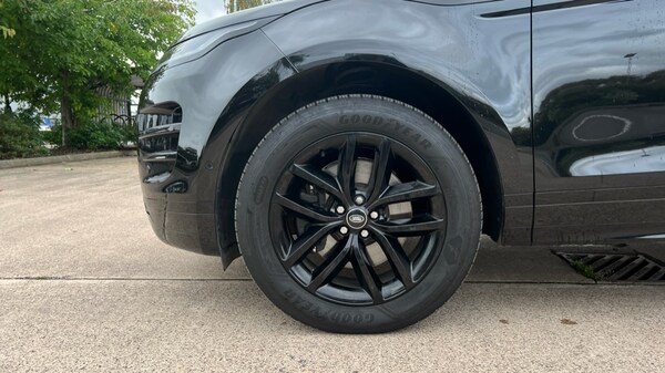 Used Land Rover Range Rover Evoque 2025 for sale - 76229140: Photo 31