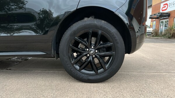 Used Land Rover Range Rover Evoque 2025 for sale - 76229140: Photo 33