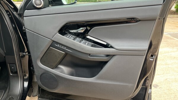 Used Land Rover Range Rover Evoque 2025 for sale - 76229140: Photo 55