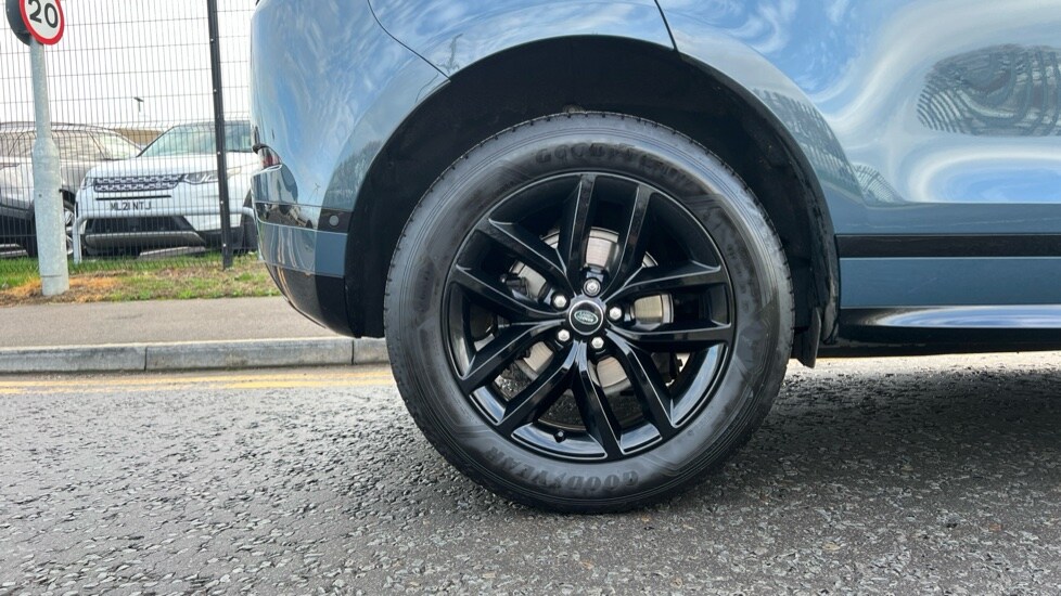 Used Land Rover Range Rover Evoque 2025 for sale - 76971326: Photo 31