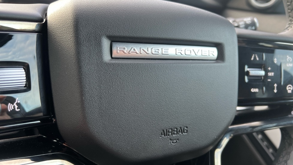 Used Land Rover Range Rover Evoque 2025 for sale - 76971326: Photo 34