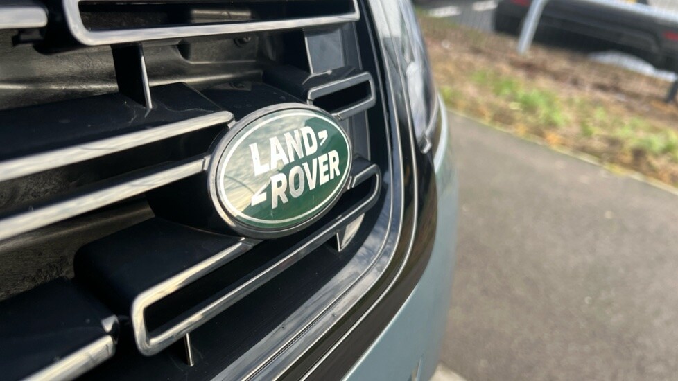 Used Land Rover Range Rover Evoque 2025 for sale - 76971326: Photo 39