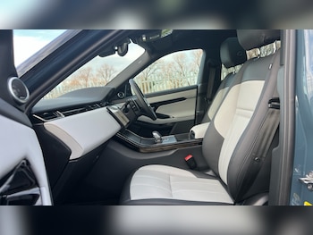 Used Land Rover Range Rover Evoque 2025 for sale - 76971326: Photo