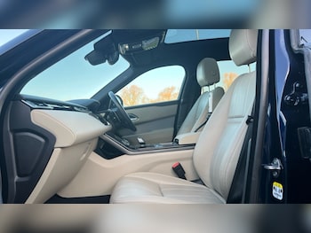 Used Land Rover Range Rover Velar 2023 for sale - 76514921: Photo