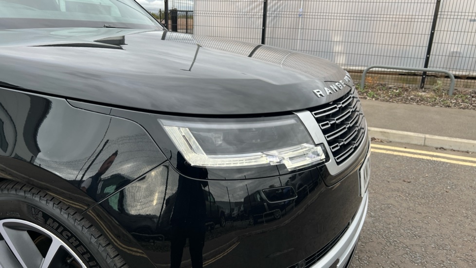 Used Land Rover Range Rover 2024 for sale - 76941074: Photo 17