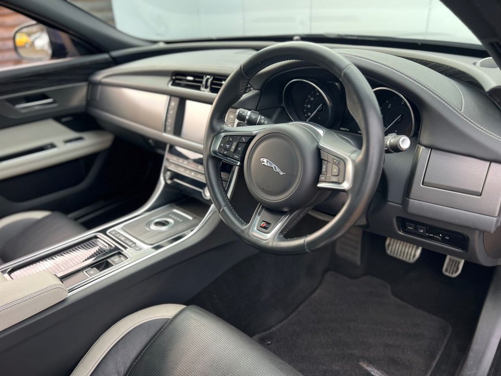 Used Jaguar XF 2016 for sale - 77539328: Photo 12