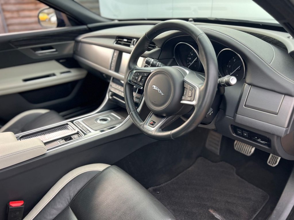 Used Jaguar XF 2016 for sale - 77539328: Photo 13