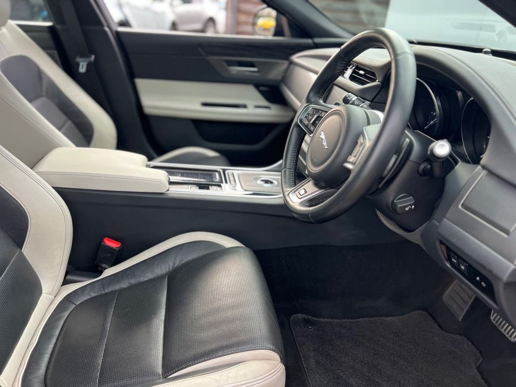 Used Jaguar XF 2016 for sale - 77539328: Photo 18