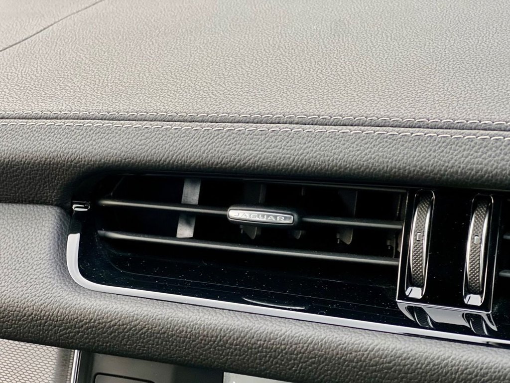 Used Jaguar XF 2016 for sale - 77539328: Photo 41