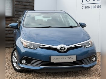 Used Toyota Auris 2017 for sale - 78737938: Photo