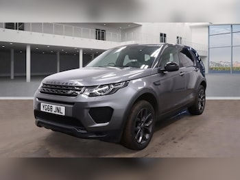 Used Land Rover Discovery Sport 2018 for sale - 77539332: Photo
