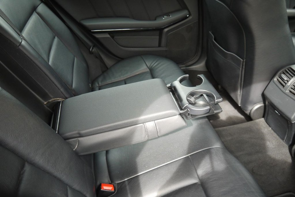 Used Mercedes-Benz E Class 2011 for sale - 77539297: Photo 28