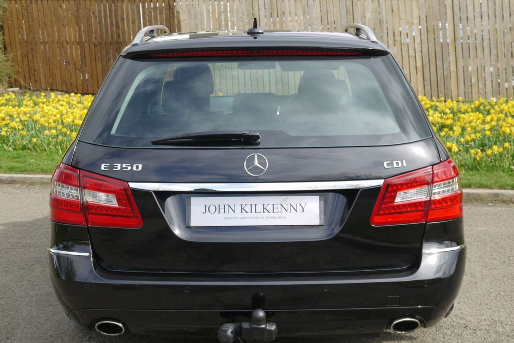 Used Mercedes-Benz E Class 2011 for sale - 77539297: Photo 4