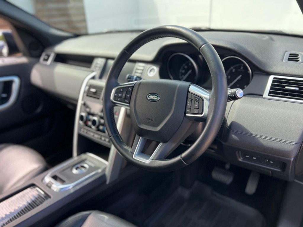 Used Land Rover Discovery Sport 2018 for sale - 77539329: Photo 12