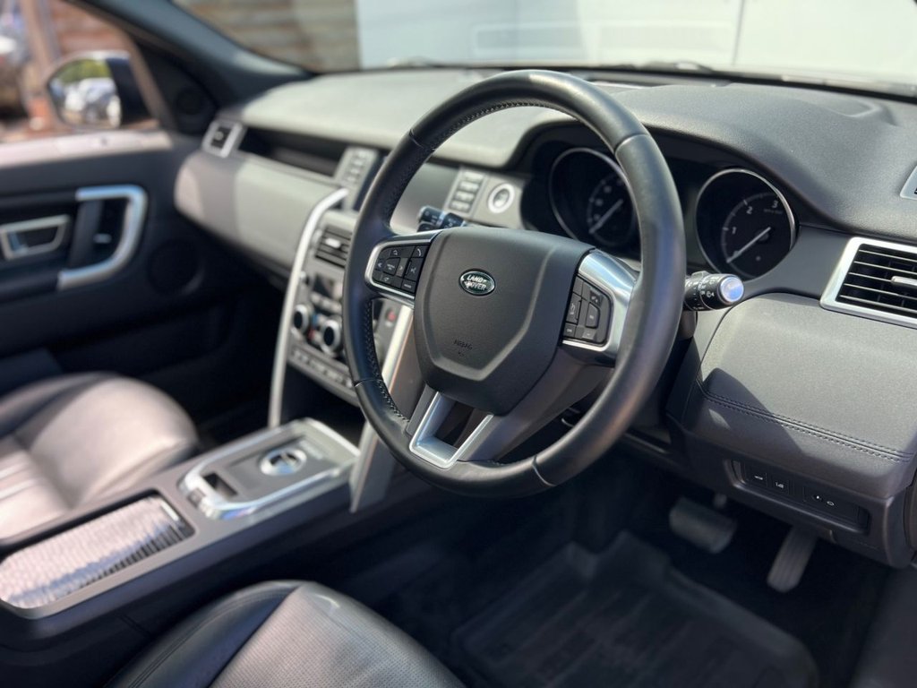 Used Land Rover Discovery Sport 2018 for sale - 77539329: Photo 13