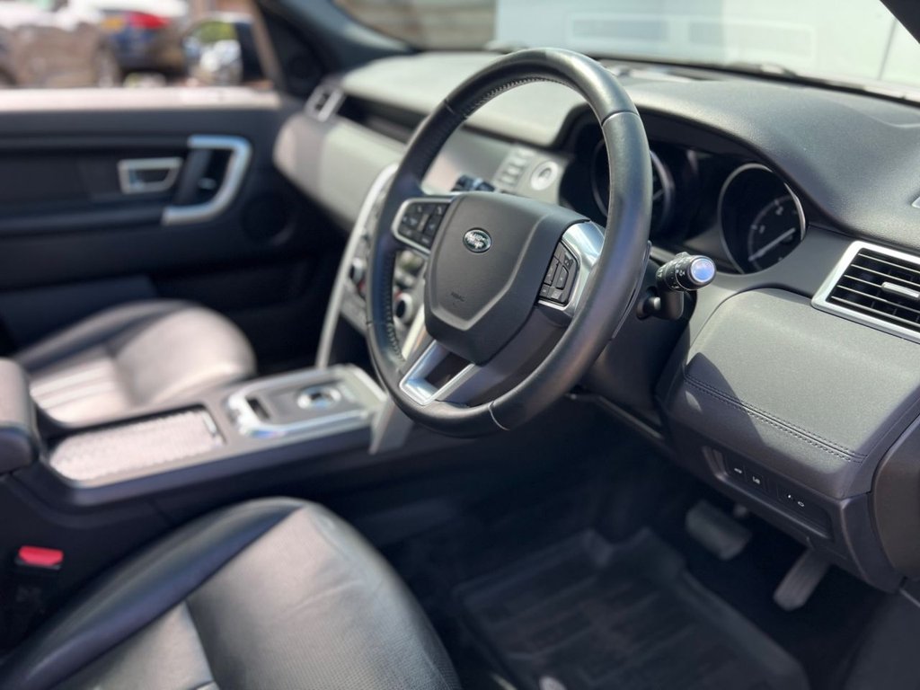 Used Land Rover Discovery Sport 2018 for sale - 77539329: Photo 14