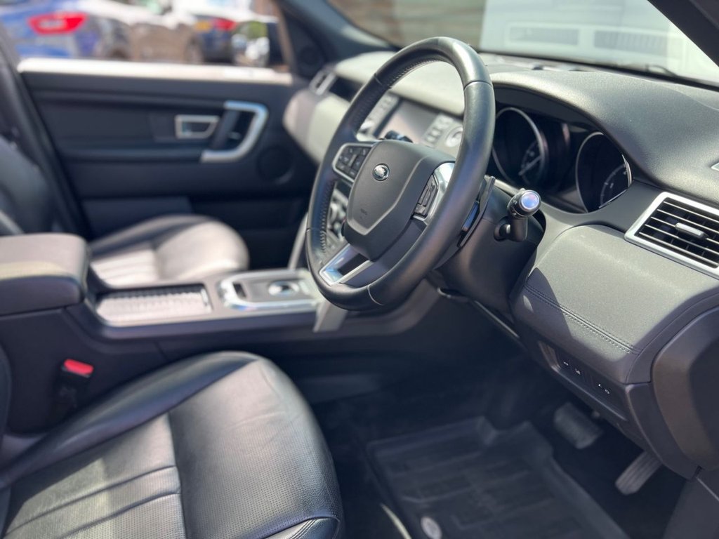 Used Land Rover Discovery Sport 2018 for sale - 77539329: Photo 15