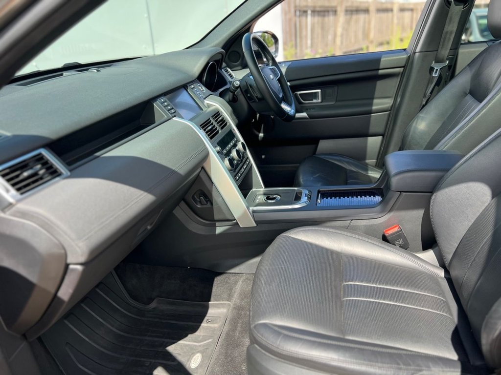 Used Land Rover Discovery Sport 2018 for sale - 77539329: Photo 24